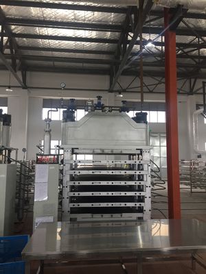 6 層 水力冷圧機 EVA 泡圧 1100T 圧縮力